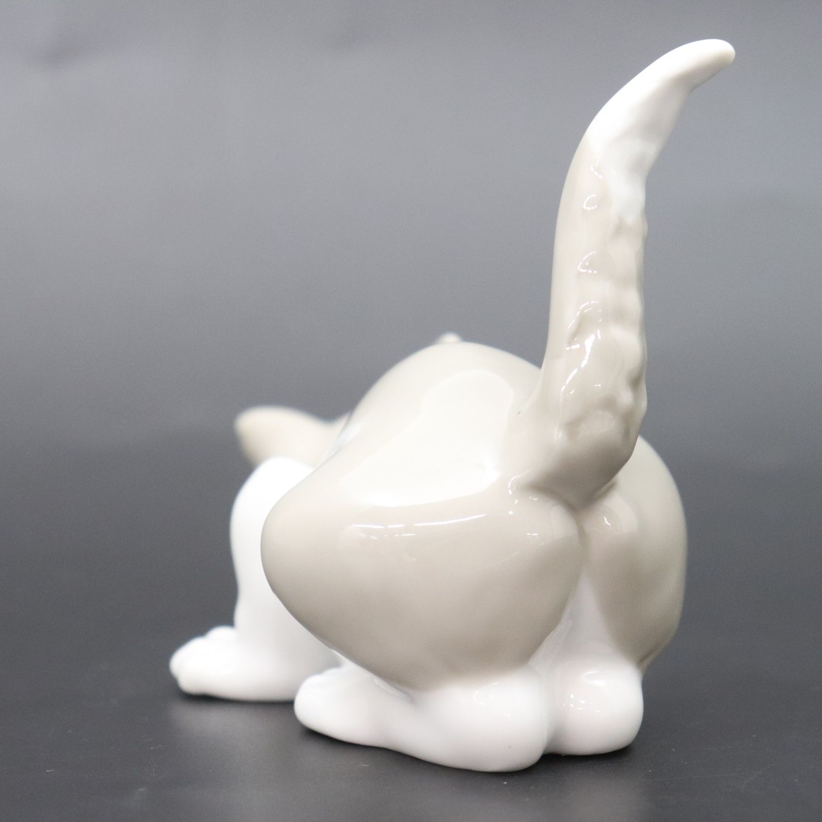 ITX3ZL51VGZU LLADRO リヤドロ 尻尾を立てる猫 -2 ねこ ネコ 陶器 