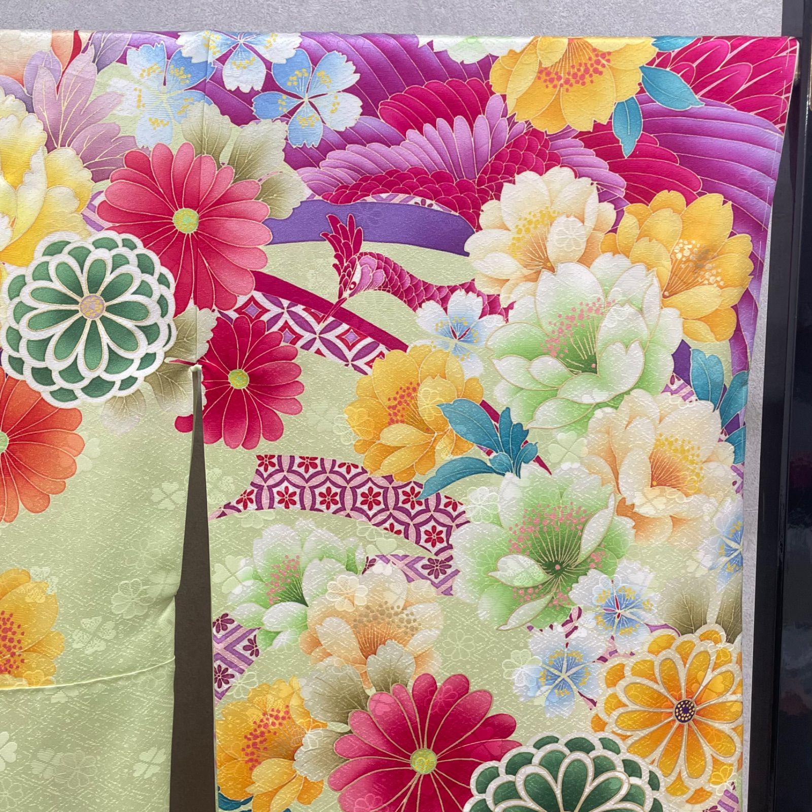振袖 身長147-162cm 赤　牡丹　菊　桜　正絹 sef231.jpg