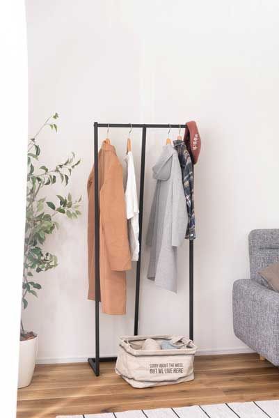 スチール製のハンガーラック