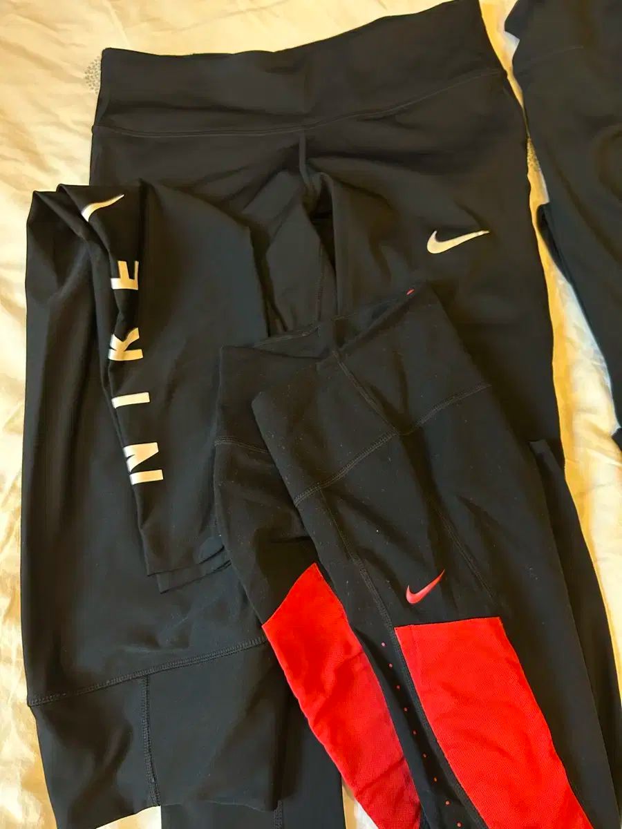 NIKE ナイキ レディース レギンス 4 犬 M3 L1