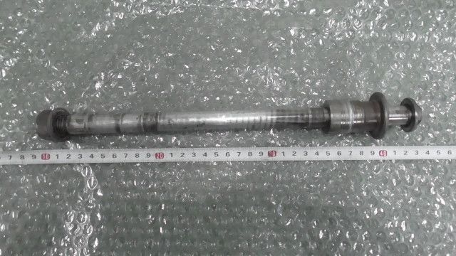 CB400SF-K NC39 の リアアクスルシャフト:#1705368803 - メルカリ CB400SF-K NC39 の リアアクスルシャフト:#1705368803 - メルカリ