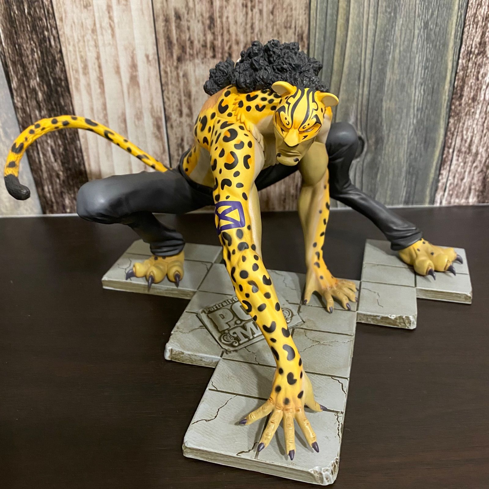 MegaHouse - ワンピースフィギュア P.O.P MASロブ・ルッチ Ver.豹【紙絵武身】 ワンピース