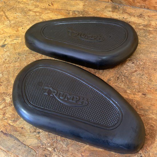 激レア品！ トライアンフ純正 バーパッド 激レア品！ トライアンフ純正