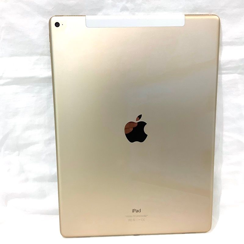 Apple iPad ゴールド 本体 USBケーブル付き（中古】iPad Air 第5世代 