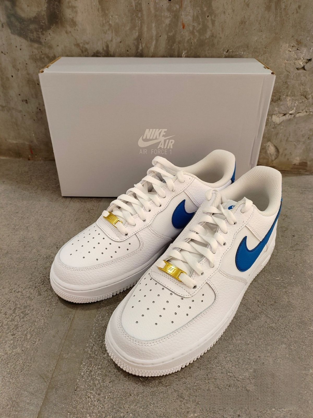 お値下げしました??即購入新品箱付?? NIKE AIR FORCE 1 LOW お値下げしました??即購入新品箱付?? NIKE AIR FORCE 1 LOW
