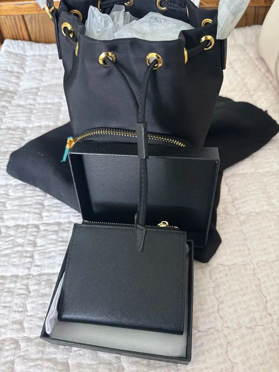 ミニ バケットバッグ 二つ折り財布