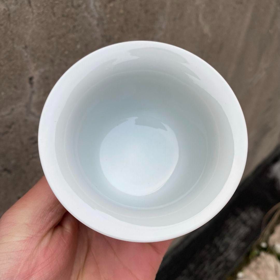 未使用品 景徳鎮琺瑯彩浄土蓮華馬蹄蓋碗 中国美術 湯呑み 茶器 茶杯 煎茶道具 未使用品 景徳鎮琺瑯彩浄土蓮華馬蹄蓋碗 中国美術 湯呑み 茶器