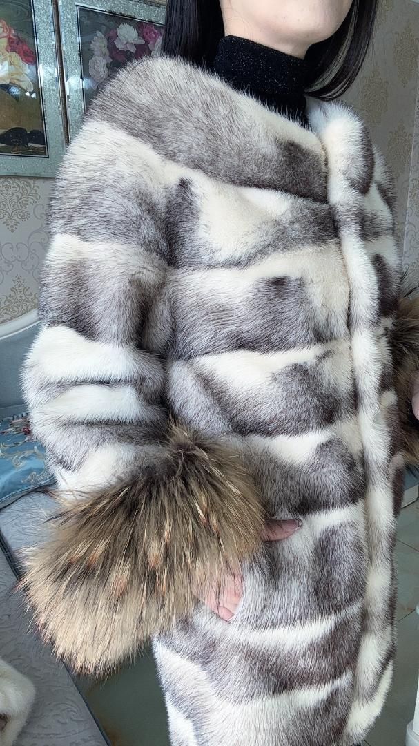 新品限定 希少♪最高級クロスミンクファーコート☆ラクーンカフス付