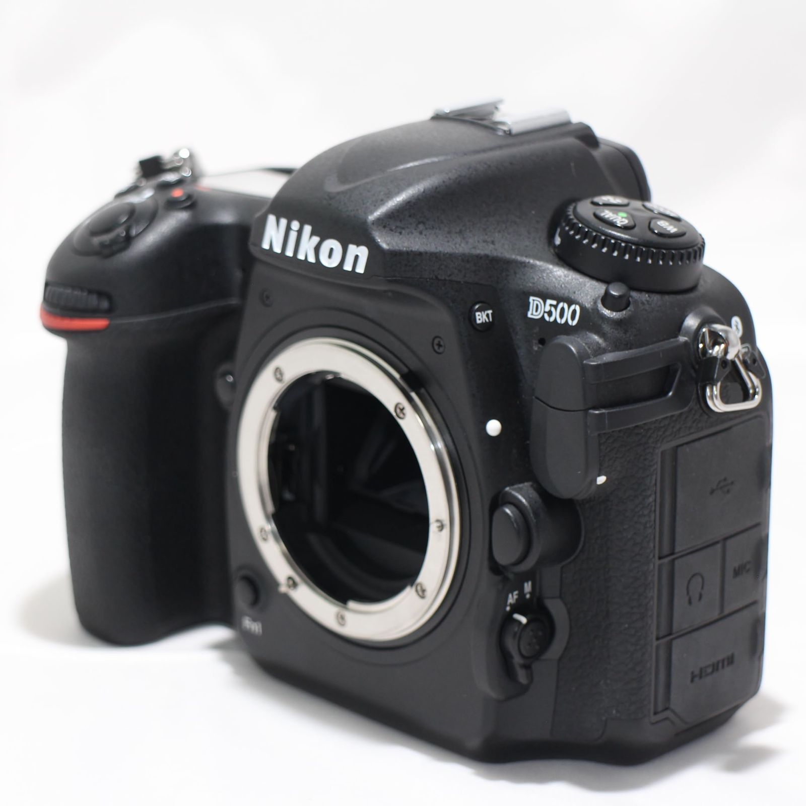 Nikon ニコン D500 ボディ　シャッター回数多い D500 ボディ シャッター回数13100回以下 K2224-2C3 | ニコン