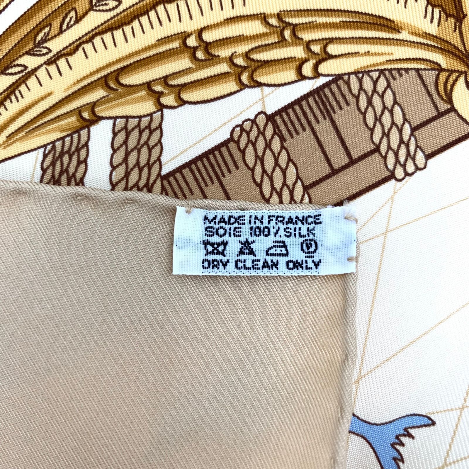 美品　HERMES　エルメス　カレ90 スカーフ Tuiga 帆船 シルク 楽天市場】エルメス HERMES スカーフ カレ90 シルク Tuiga 帆船