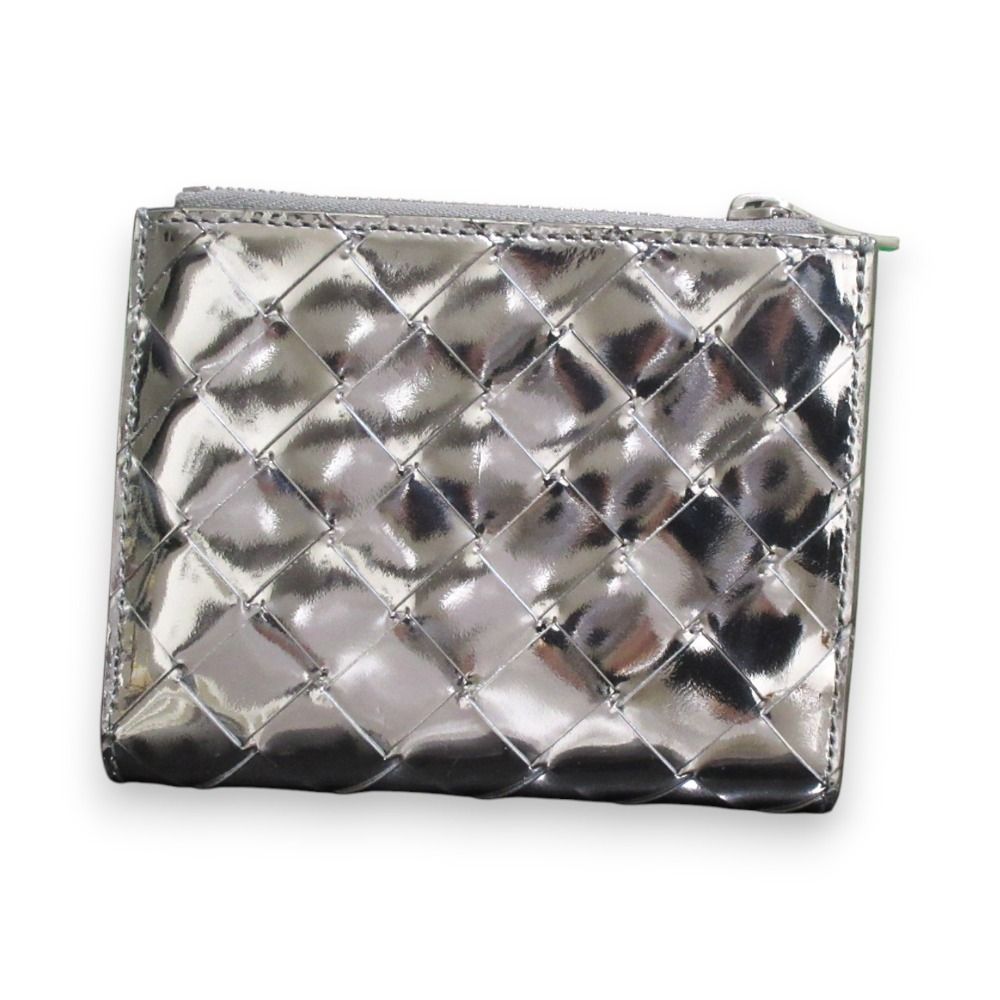 BOTTEGA VENETA イントレチャート シルバー 二つ折り財布 BOTTEGA VENETA イントレチャート シルバー 二つ折り財布