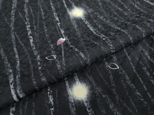 平和屋着物○上質な小紋 舞桜文 黒地 蛍暈し 正絹 逸品