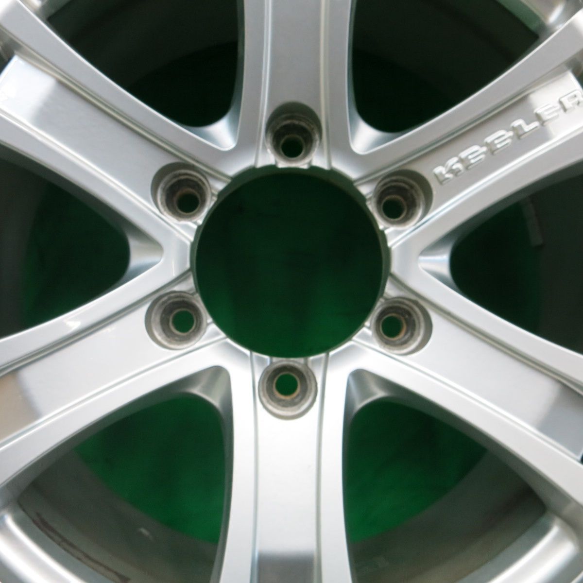 送料無料] バリ溝！22年！キレイ！9.5分☆KEELER 265/70R17 