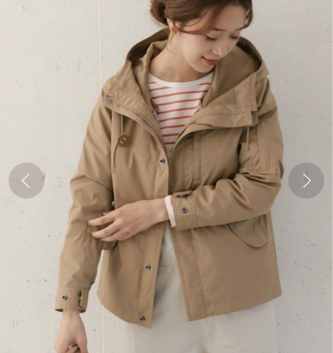 美品　アーバンリサーチドアーズ　マウンテンパーカー　長袖ダウンライナー　ベージュ 人気♪美品♪ダウンライナーマウンテンパーカー ベージュ
