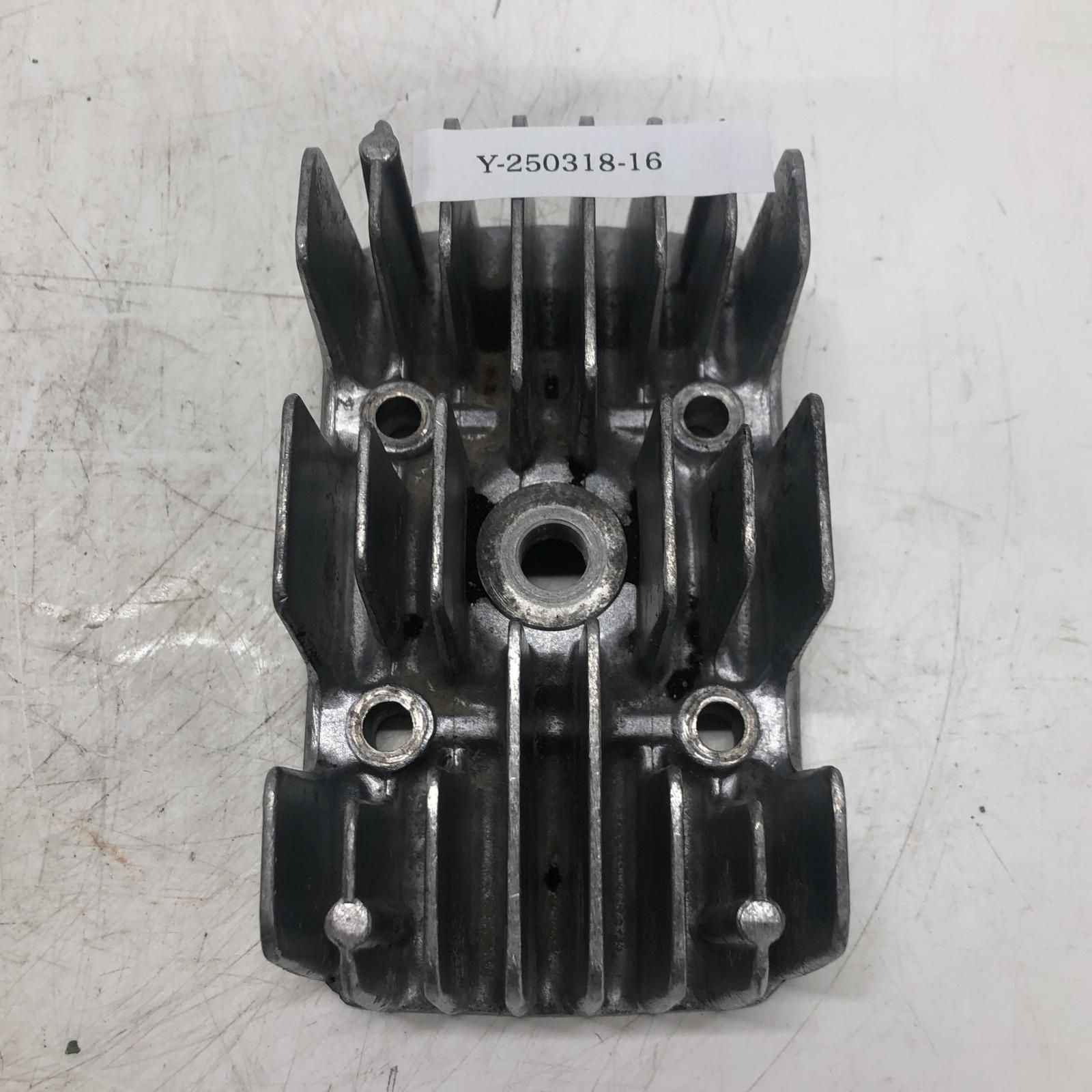 KAWASAKI 350SS シリンダーヘッド（2）　部品取り カワサキ [Y-250318-16] KAWASAKI 350SS シリンダーヘッド（2） 部品取り カワサキ 【公式通販】
