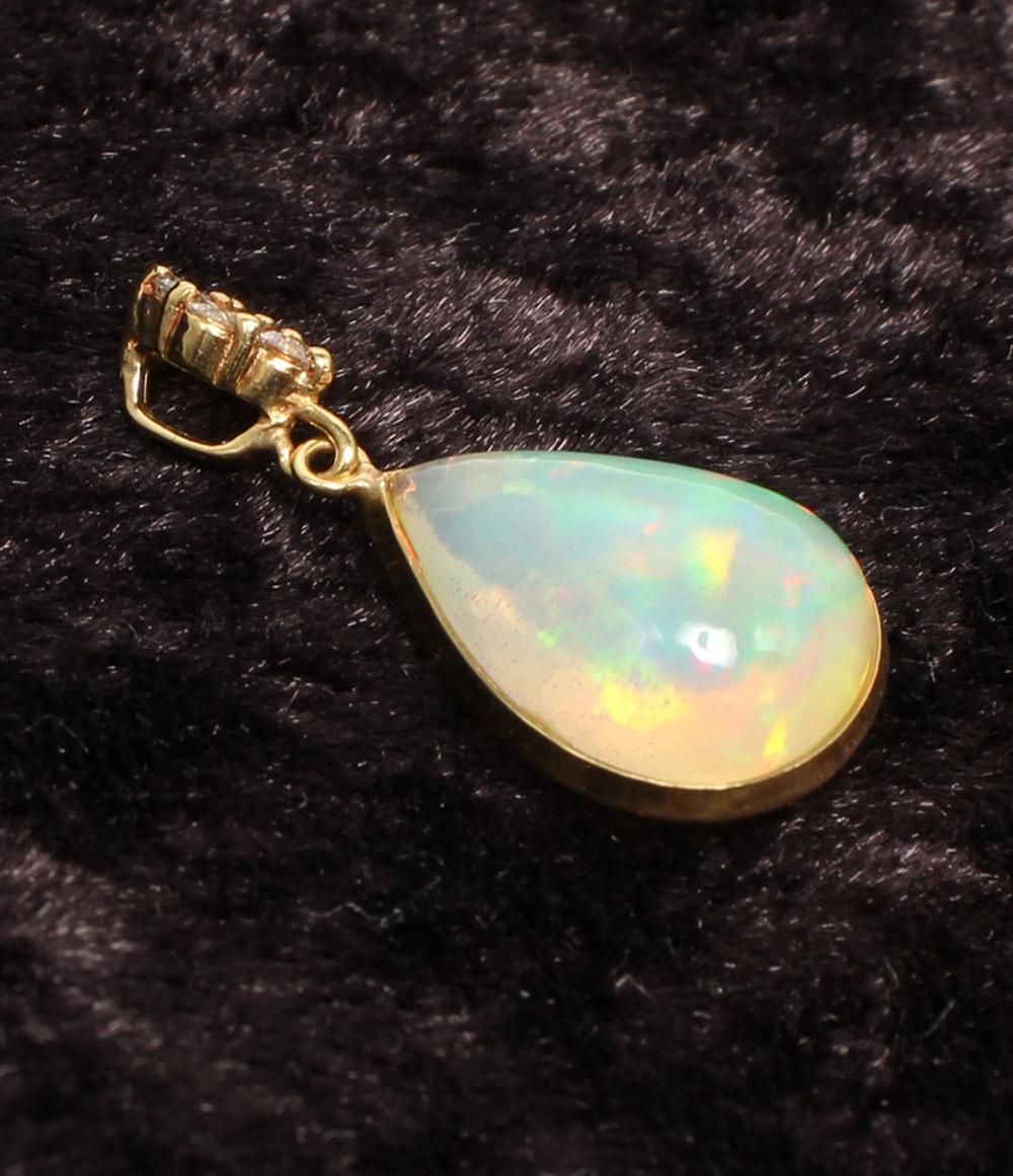 ペンダントトップ K18 ホワイトオパール 4.28ct ダイヤ 0.14ct