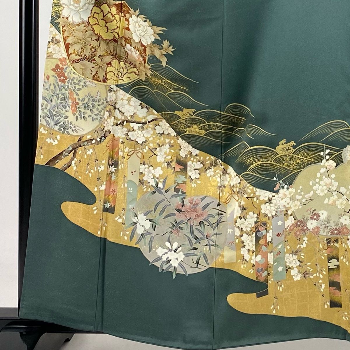 色留袖 身丈160cm 裄丈68cm L 袷 落款 団扇文 牡丹 金彩 灰緑