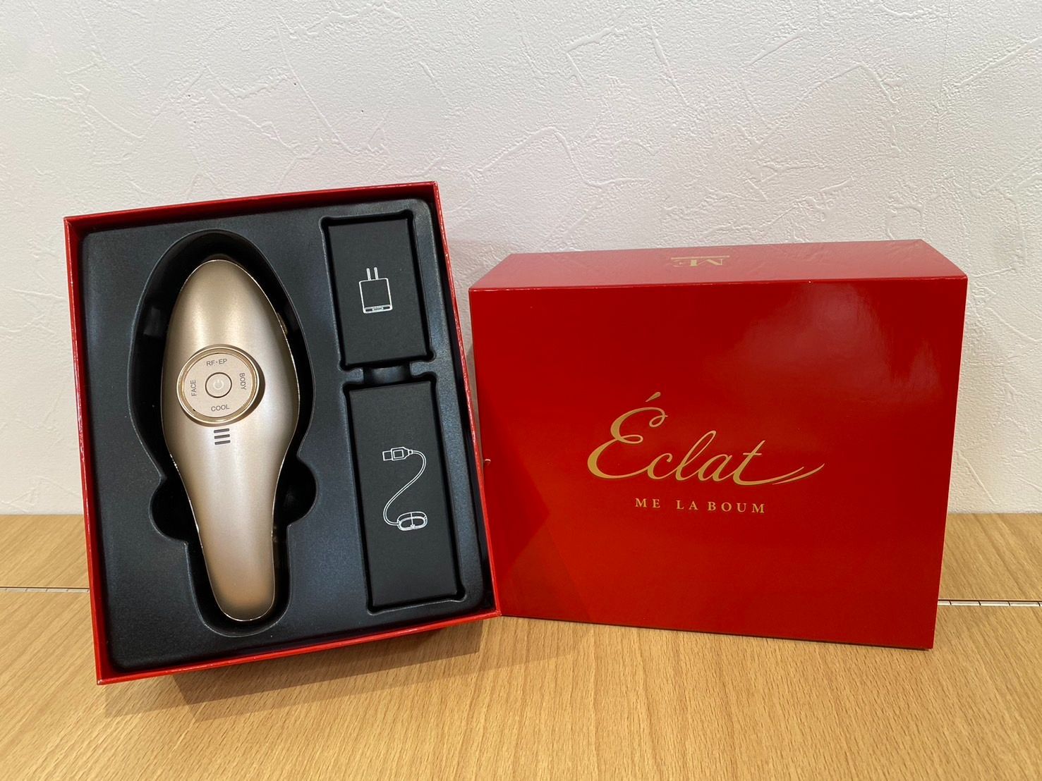 Eclat ME LA BOUM 美顔器 IKKOプロデュース MEラボン／美顔器 10％クーポン使用可】O/美顔