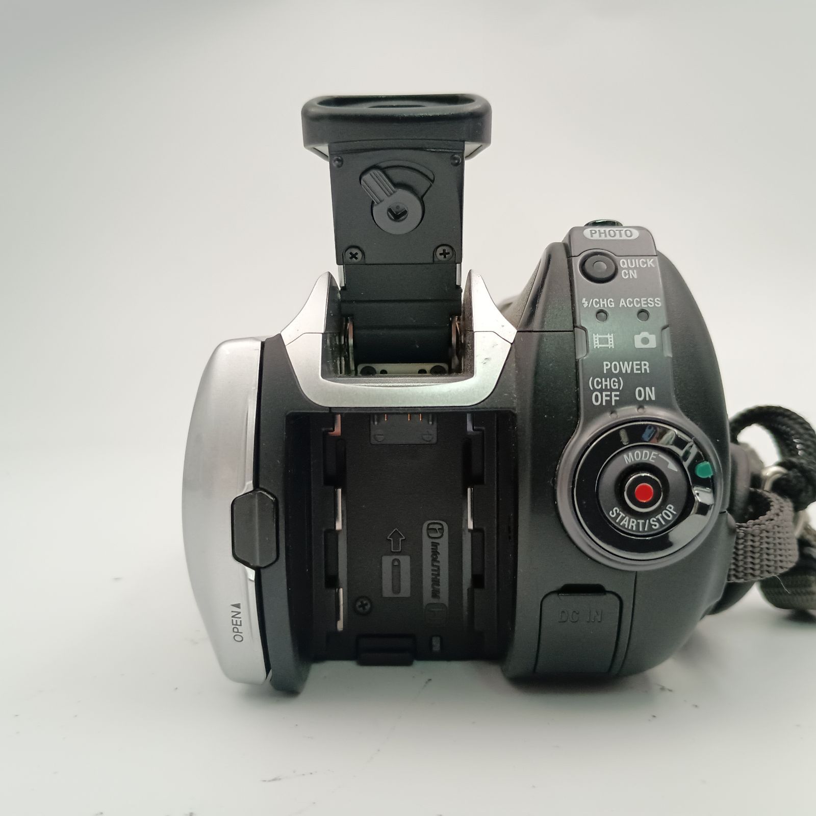SONY HANDYCAM HDR-SR11 ソニー ビデオカメラ Sony HDR-SR11 Handycam HD Camcorder 10.2 MP High Definition