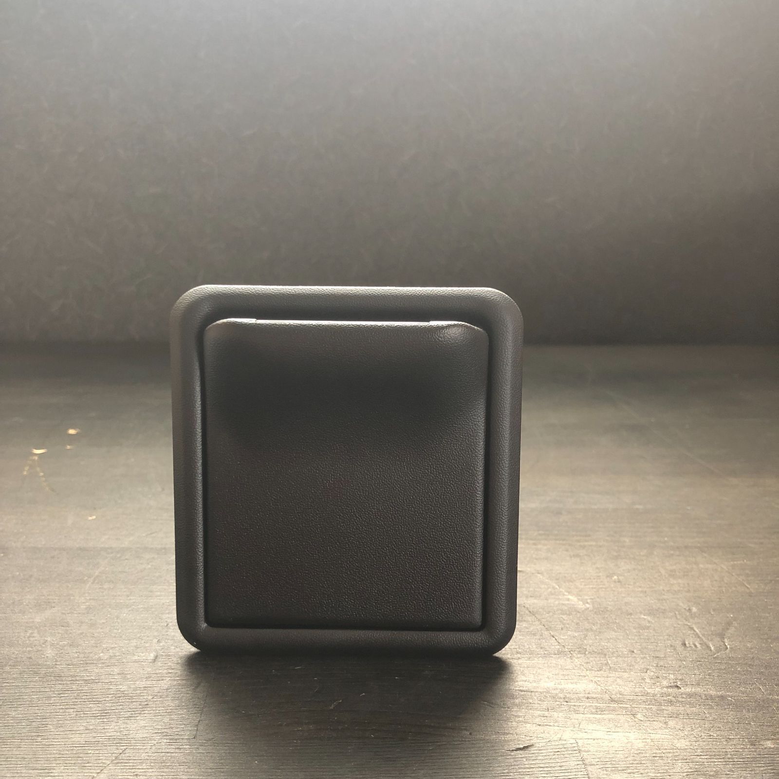 ミツビシ 純正 GTO 灰皿 インストルメントパネル ASHTRAY INSTRUMENT PANEL Mitsubishi 三菱 未使用 メーカー純正品 Genuine JDM