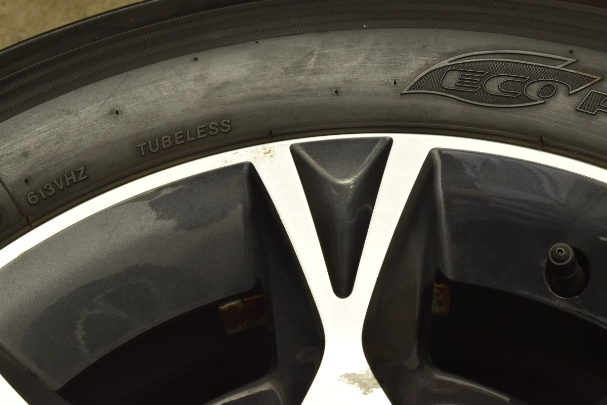 トヨタ 200系ハイエース 純正 15in 6J ダンロップ195/80R15 交換用に】トヨタ 200 ハイエース 純正 オプション 15in 6J +35