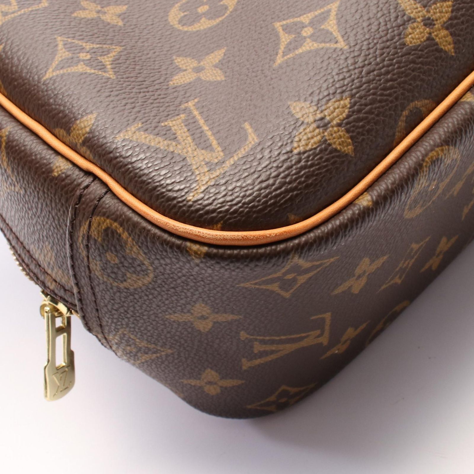 ルイ・ヴィトン LOUIS VUITTON ハンドバッグ トゥルーヴィル M42228 