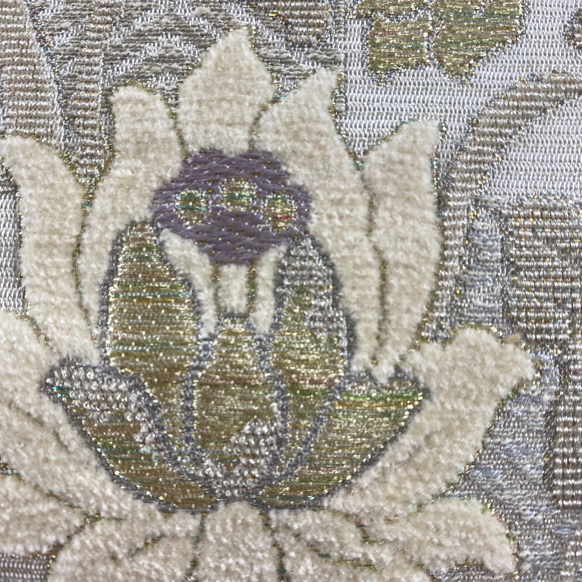 袋帯 美品 名品 輪奈織 草花 金銀糸 箔 灰色 六通 正絹 【中古 袋帯 美品 名品 輪奈織 草花 金銀糸 箔 灰色 六通 正絹 【中古