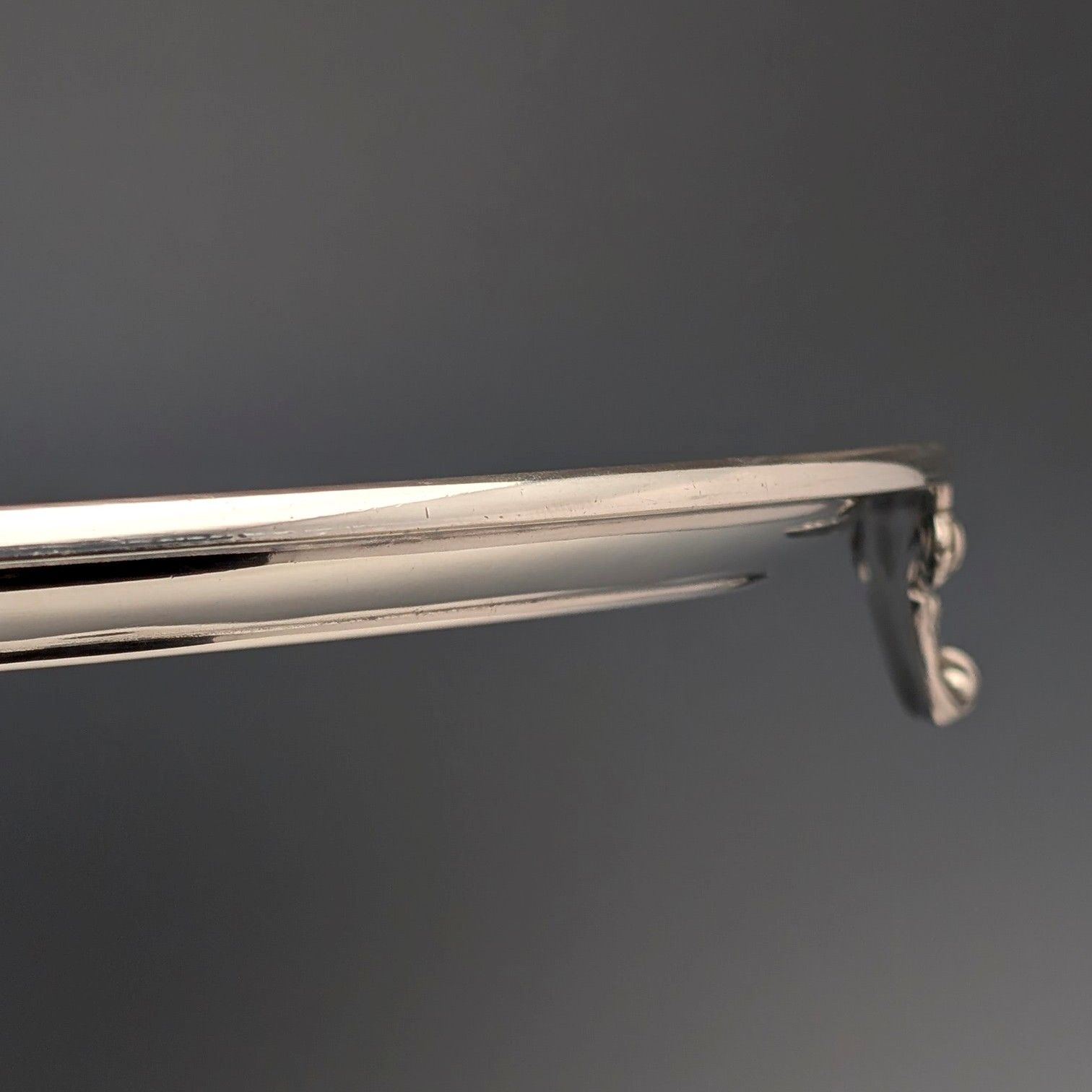 1898年 英国アンティーク シルバープレート製 サルヴァ 直径31cm Elkington 1898年 英国アンティーク シルバープレート製 サルヴァ 直径31cm