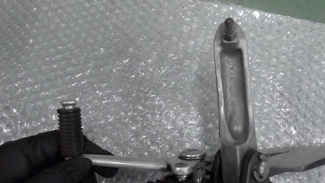 シフトペダル