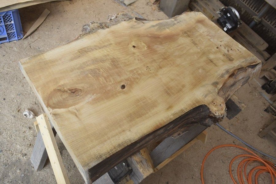アウトレット ポプラの一枚板 長さ約89cm 幅約44～61～48cm 厚さ約5.7cm DIY用 Z006
