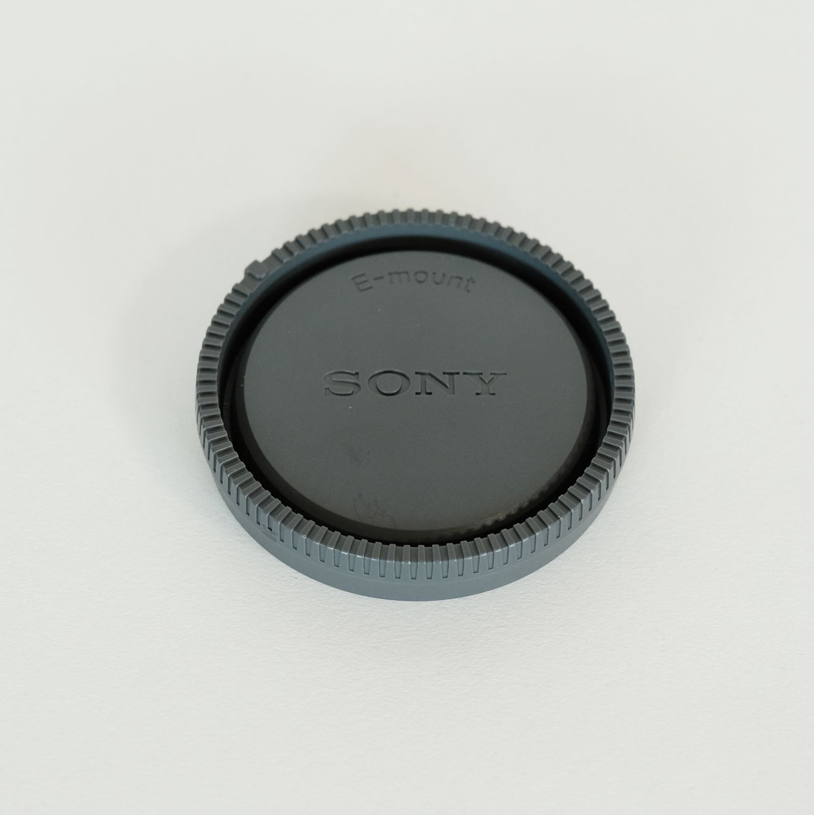 良品] SONY FE 85mm F1.8 SEL85F18 / ソニー / 単焦点レンズ / E