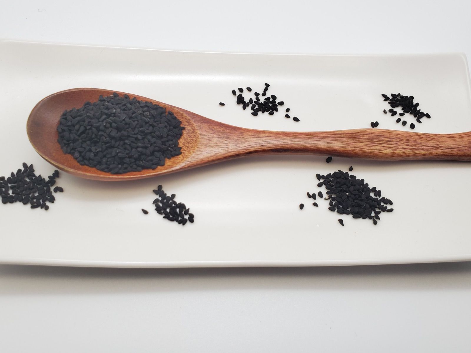 メルカリshops 小パック10g ホールスパイス ニゲラ カロンジ