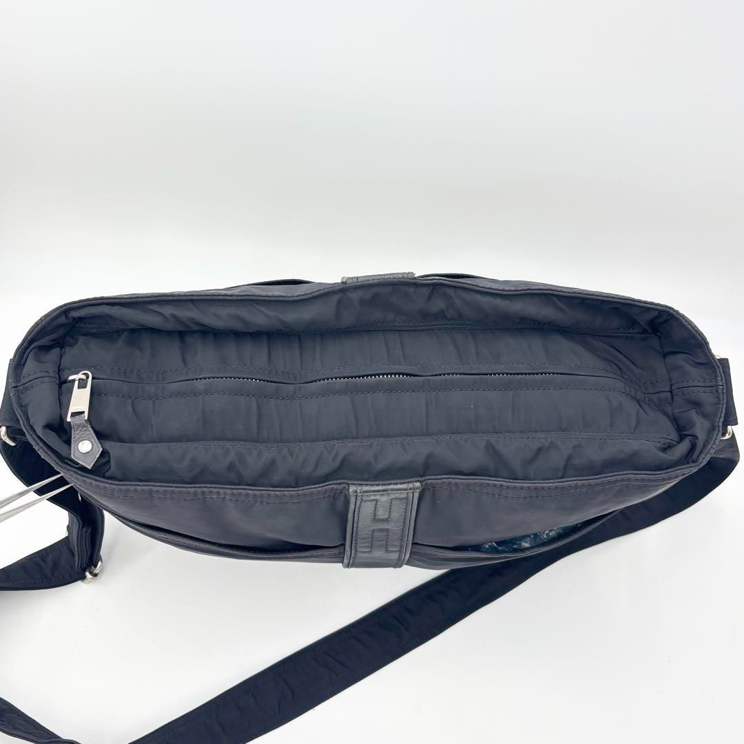 ★HERMES エルメス アカプルコ バサスMM ショルダーバッグ ブラック HERMES エルメス ショルダーバッグ アカプルコバサスMM ブラック