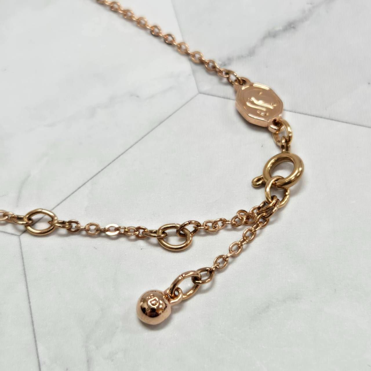 SWAROVSKI スワロフスキー リボンモチーフ ネックレス ピンクゴールド 