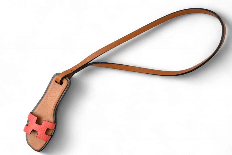 アメカジスタイル エルメス バッグチャーム|ストラップ HERMES オランナノ チャーム エプソン ローズメキシコ サンダル型 ♥