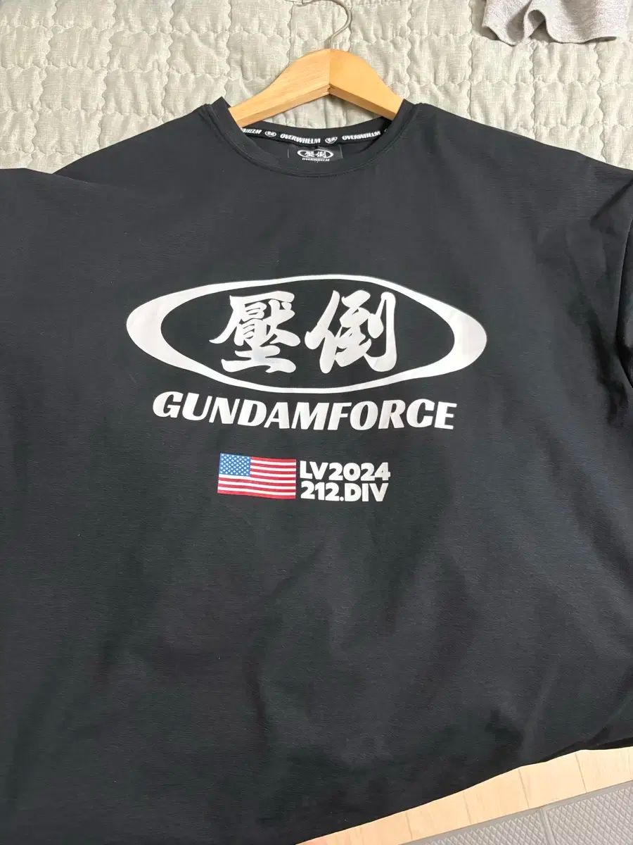 圧倒オールラウンド ガンダムフォース 半袖Tシャツ 星条旗