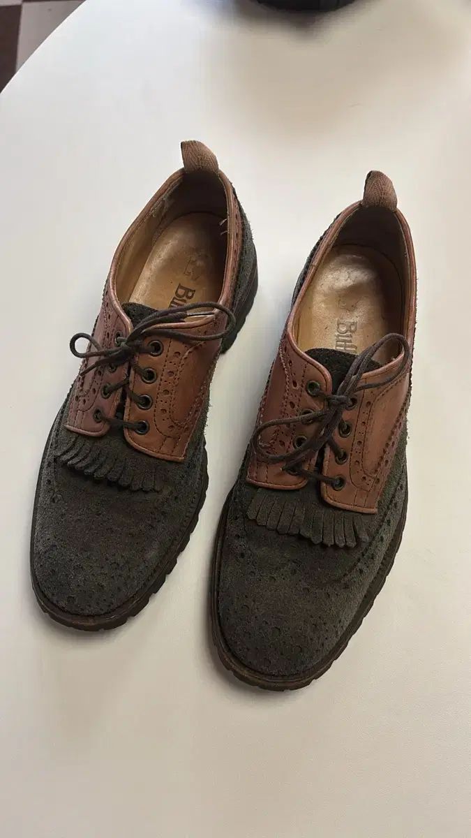 KUMKANG(クムガンジェファ) バッファロー スエード ウイングチップ 靴