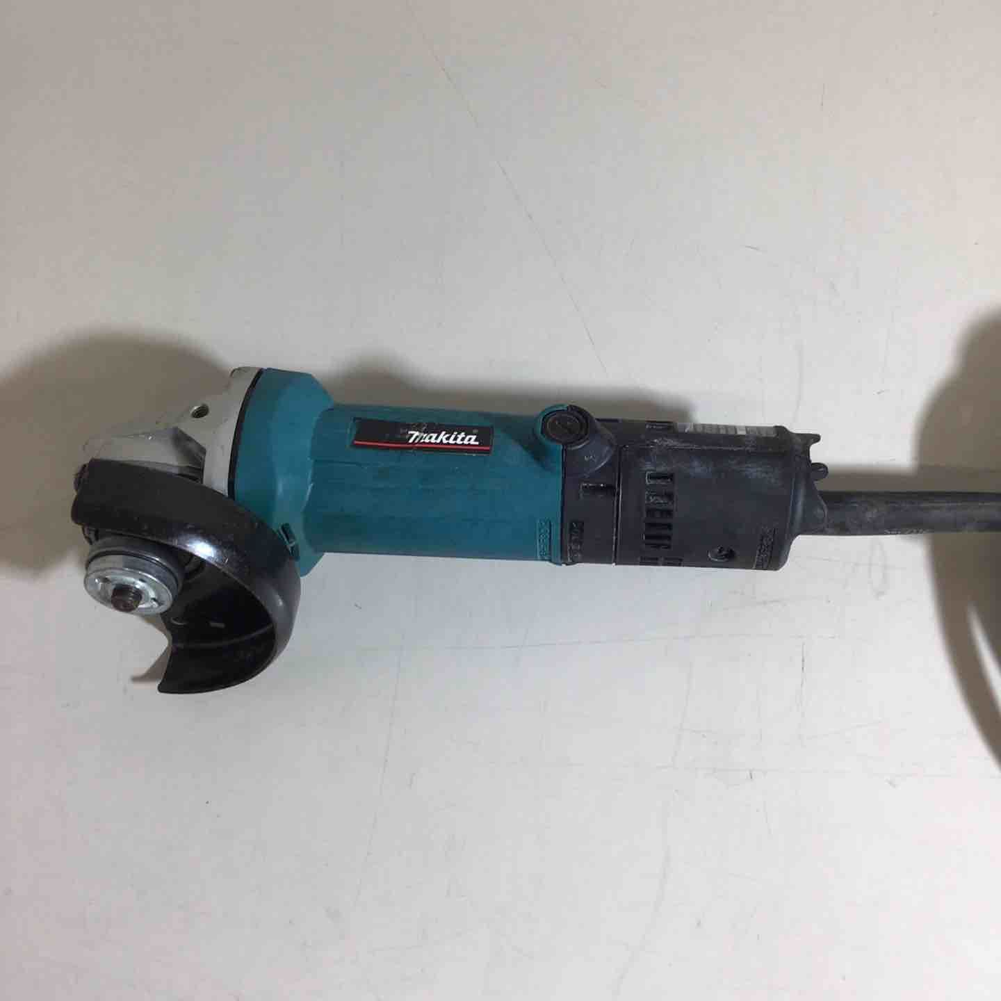 マキタ 100mmグラインダー