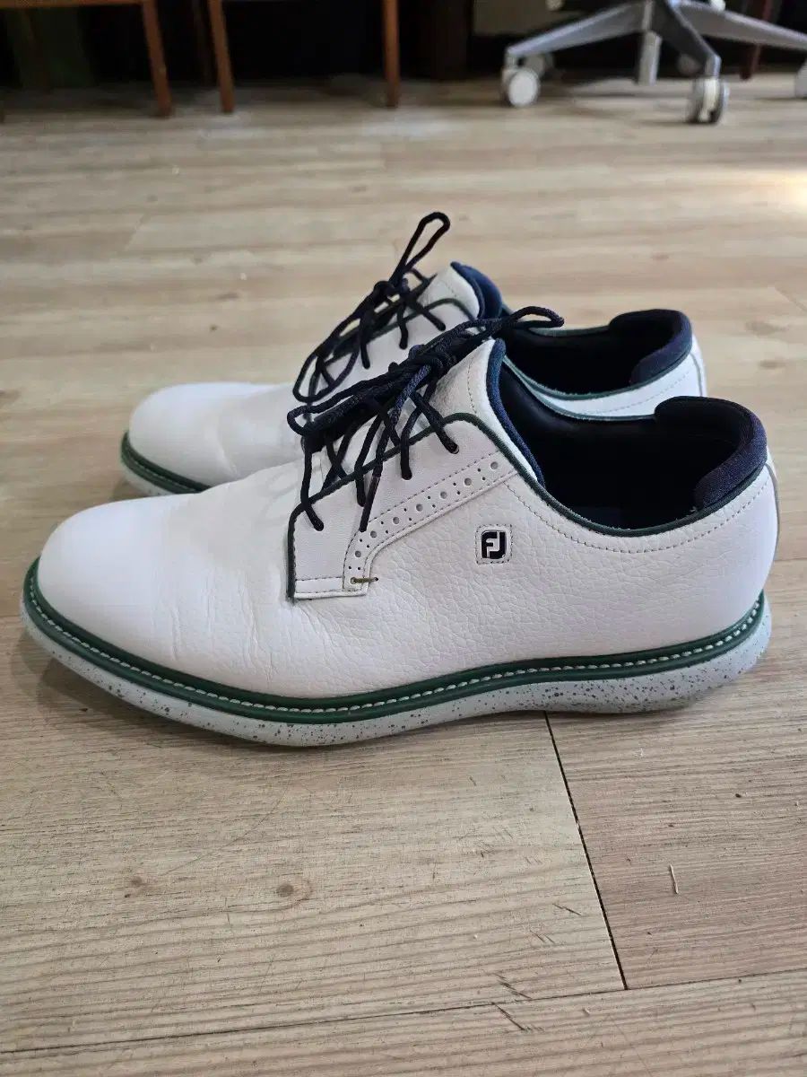 USA Footjoy ゴルフシューズ Packard | Classic Style Men's Spiked Golf Shoe | FootJoy