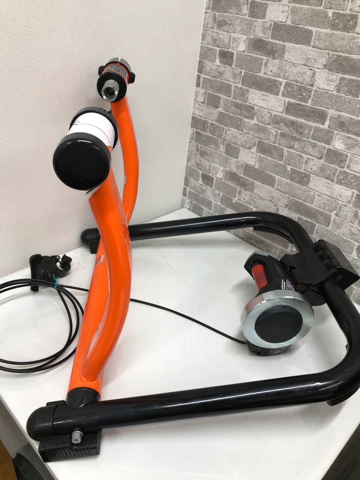 エリート スーパークロノ mag force サイクルトレーナー ローラー台★ Eliteの固定ローラー台「Super Crono Fluid ElastGel Digital
