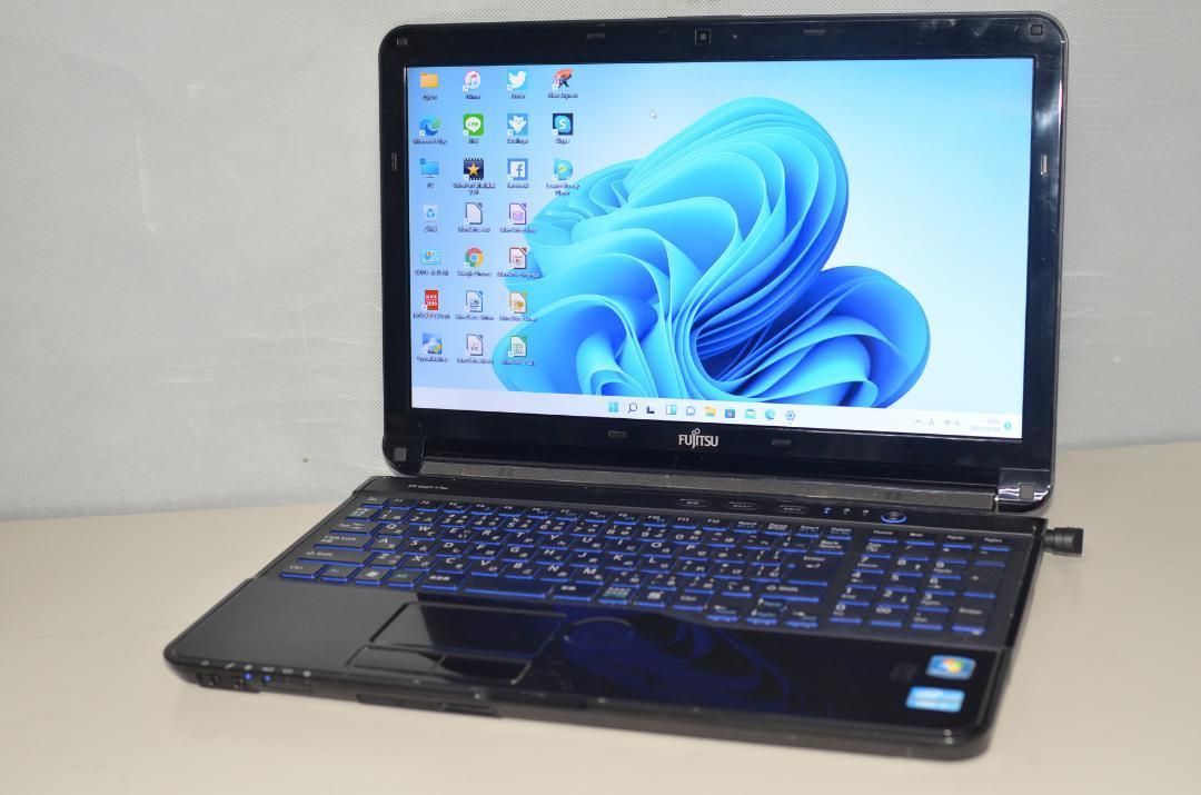 最新Windows11+office 爆速新品SSD250GB 富士通 LIFEBOOK AH56/G i7 