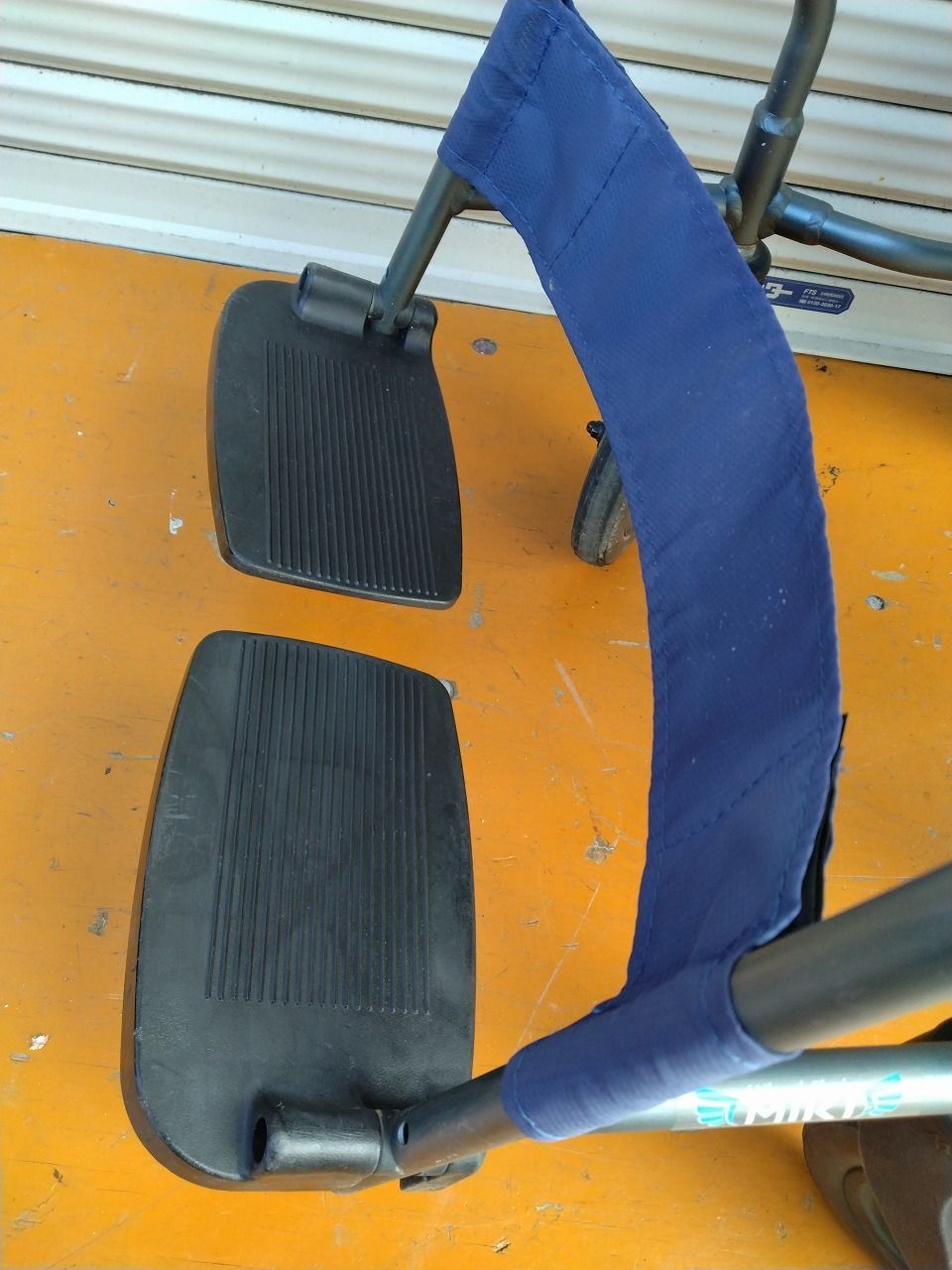 CRT-6
