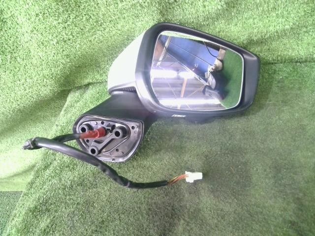 ノート DBA-E12 右 ドア サイド ミラー X HR12DE QAY 白 ホワイト 96301-5WJ3B