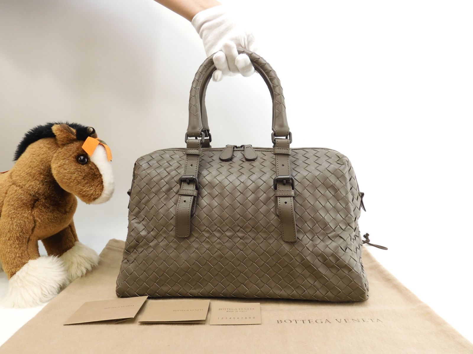 ボッテガ(BOTTEGA VENETA) ビジネスバッグ(メンズ)の通販 200点以上 | ボッテガヴェネタのメンズを買うならラクマ 【極美品】定価45万 ボッテガヴェネタ トートバッグ イントレチャート 黒×茶