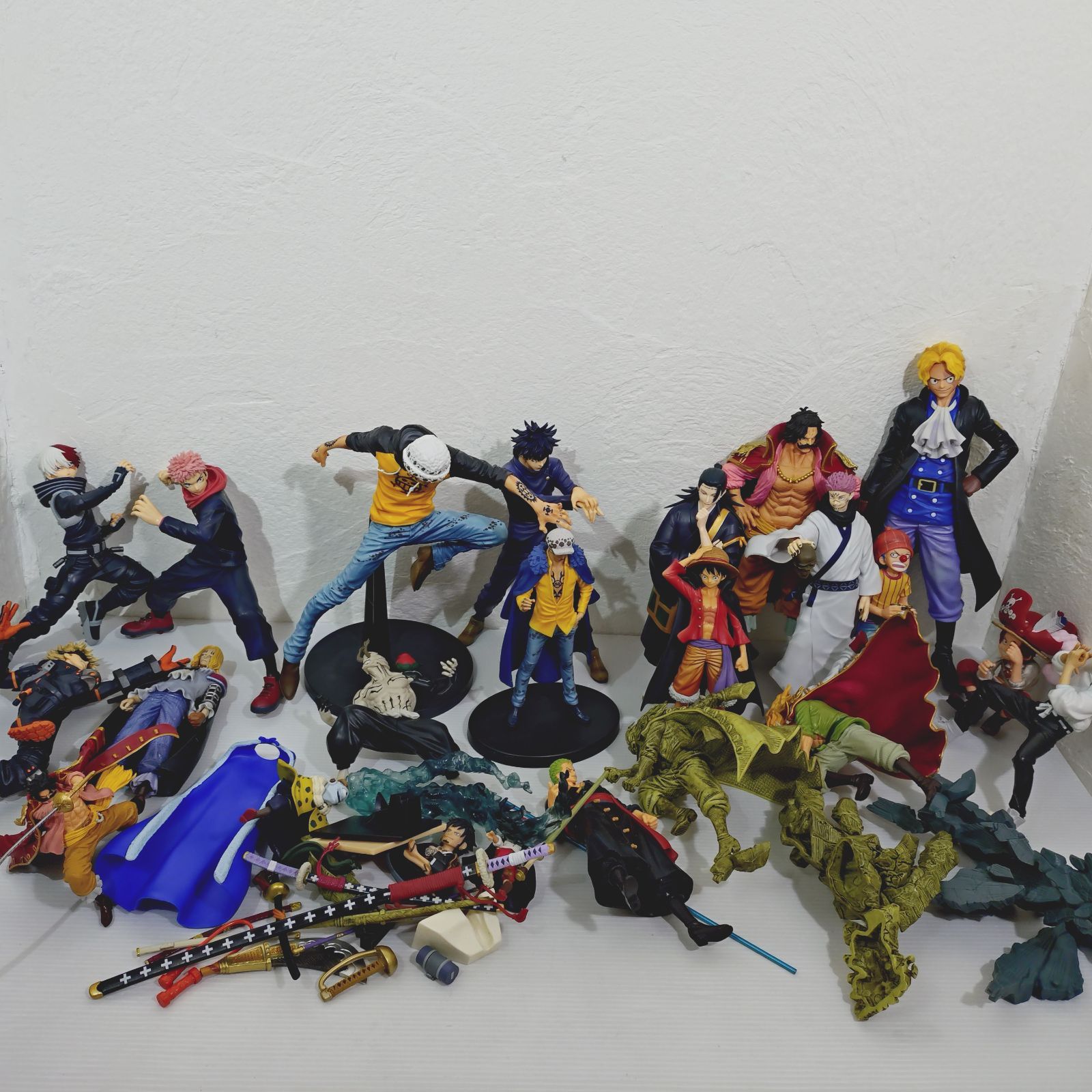 全国総量無料で ジャンプ系フィギュアまとめ売り ワンピース 僕の 呪術廻戦 その他
