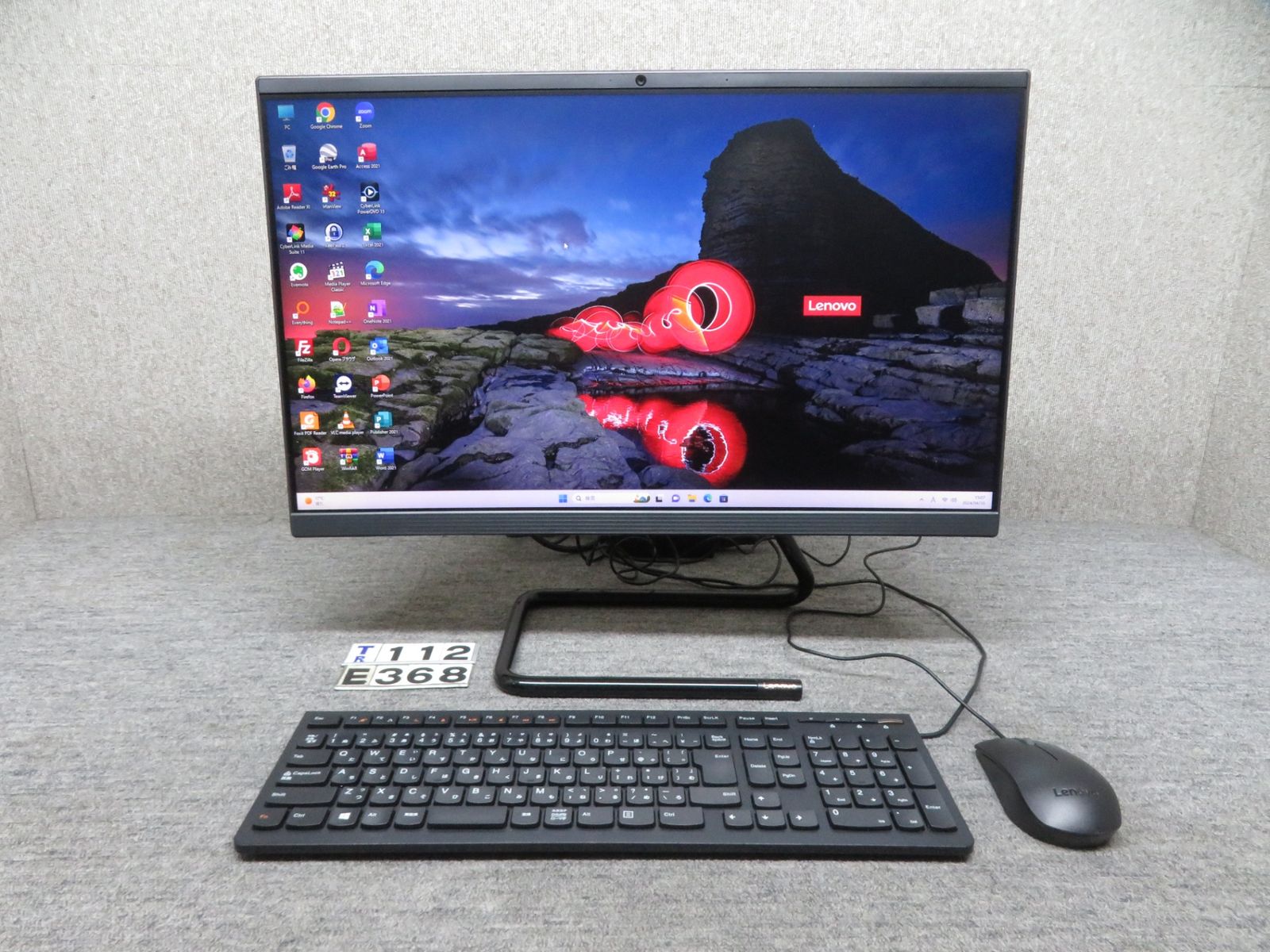 動作確認済み/美品 Lenovo レノボジャパン F0ER003UJP デスクトップ