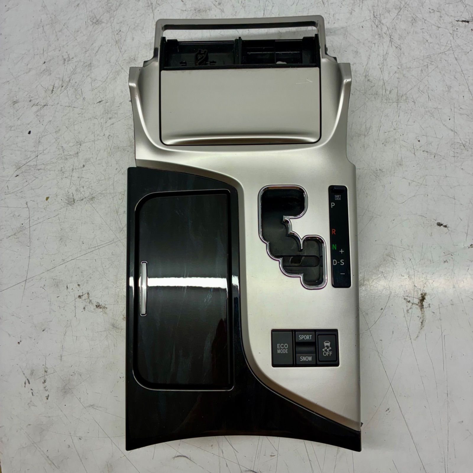 Y トヨタ GRS200 GRS201 GRS202 GRS203 GRS204 GWS204 200系 クラウン