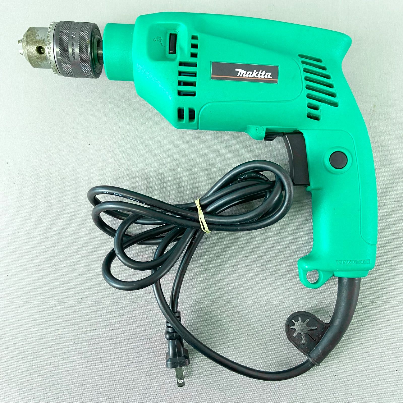 makita マキタ 15mm 振動ドリル M812 工具 動作OK R50510T01 - メルカリ