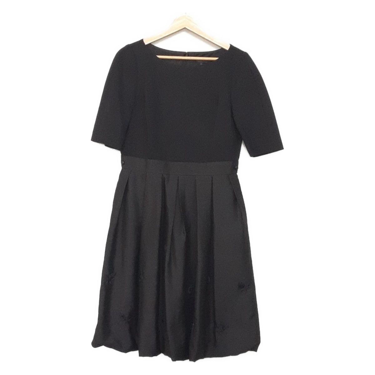 TO BE CHIC(トゥービーシック) ワンピース サイズ42 L レディース美品