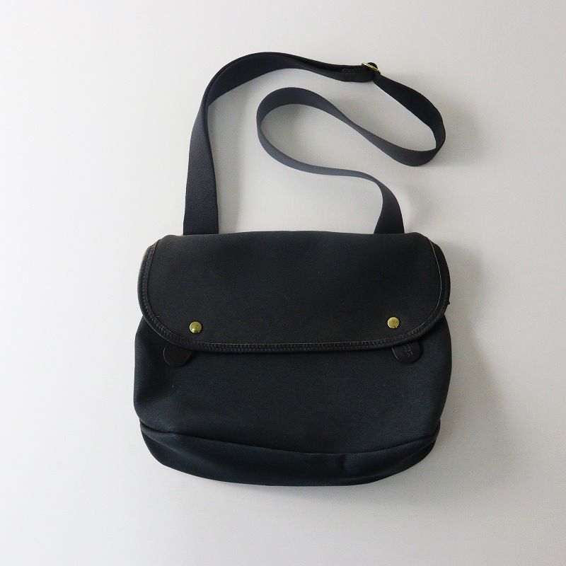 バッグ Brady AVON avon_bag_black.jpg?v=1713206046